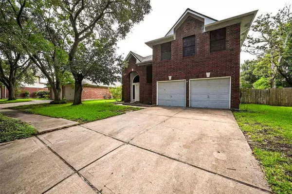 219 Rolling Plains DR, Sugar Land, TX 77479