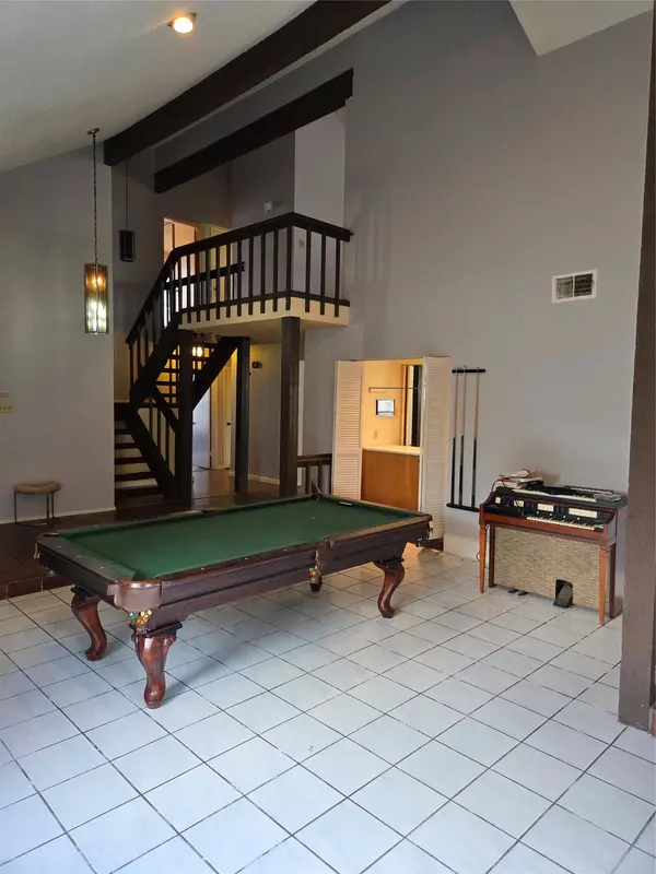 7707 Candlegreen LN, Houston, TX 77071