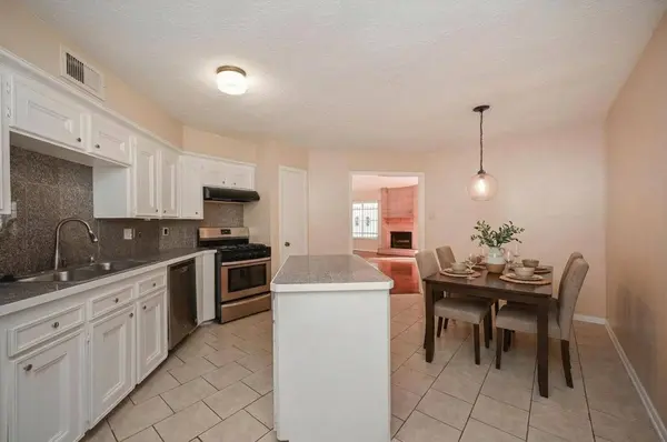 7918 Chancel DR, Houston, TX 77071