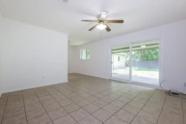 4823 Connorvale RD, Houston, TX 77039