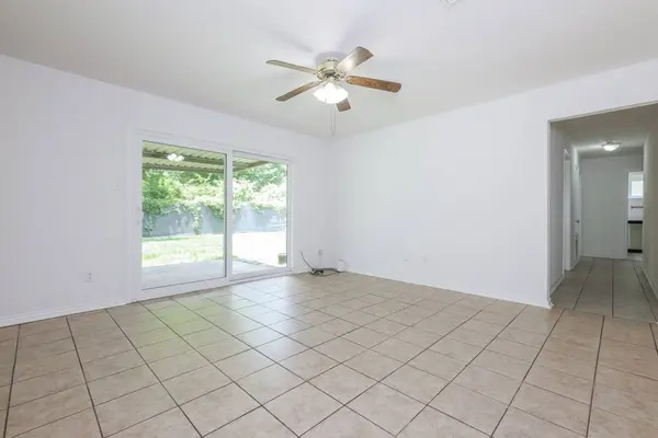 4823 Connorvale RD, Houston, TX 77039