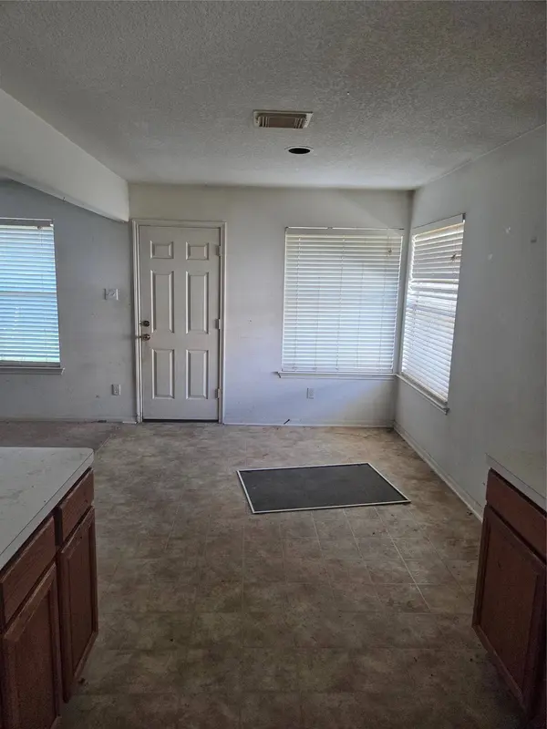 7826 Longshire LN, Houston, TX 77040