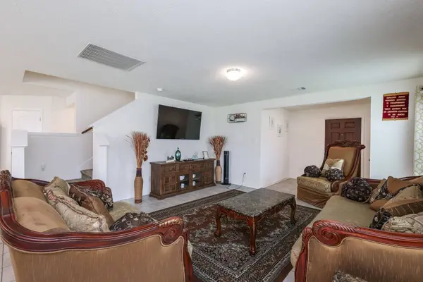 2507 White Bluff LN, Houston, TX 77038