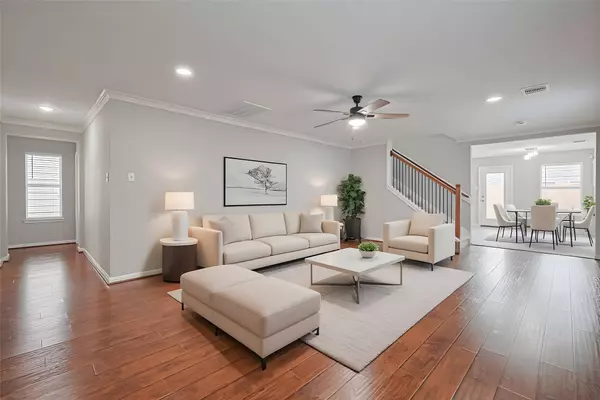 6723 Green Pear LN, Houston, TX 77049