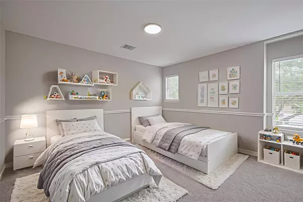 6723 Green Pear LN, Houston, TX 77049