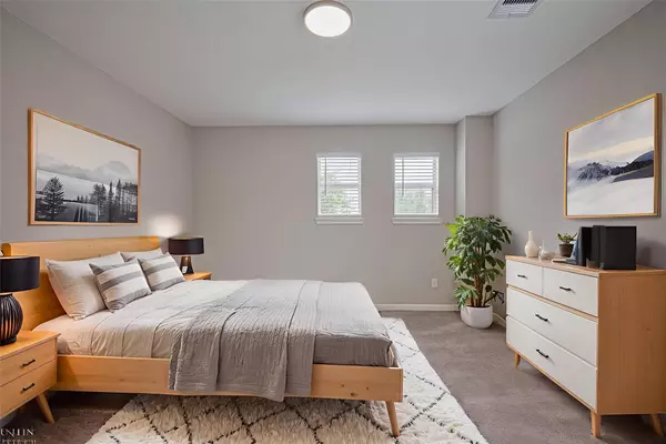 6723 Green Pear LN, Houston, TX 77049