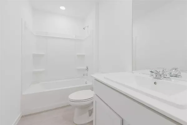 16626 Trembling Aspen LN, New Caney, TX 77357