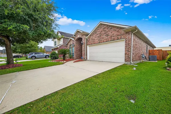 215 Little Summer DR, Rosenberg, TX 77469