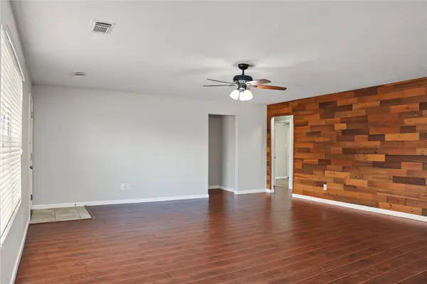 7303 Foxvista LN, Humble, TX 77338