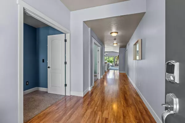 9302 13th ST, Terrebonne, OR 97760