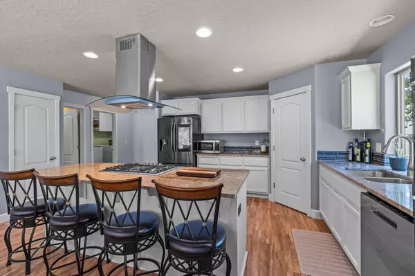 9302 13th ST, Terrebonne, OR 97760