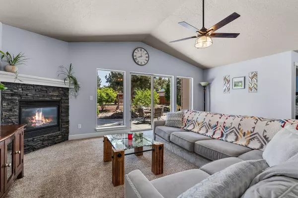 9302 13th ST, Terrebonne, OR 97760