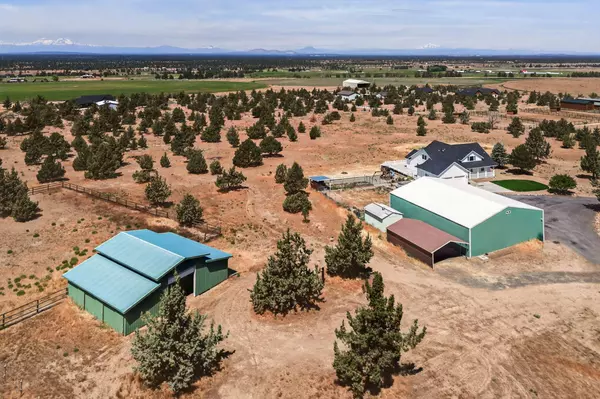 13507 Shumway RD, Powell Butte, OR 97753