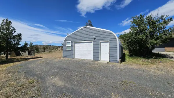 303 Poplar ST, Madras, OR 97741