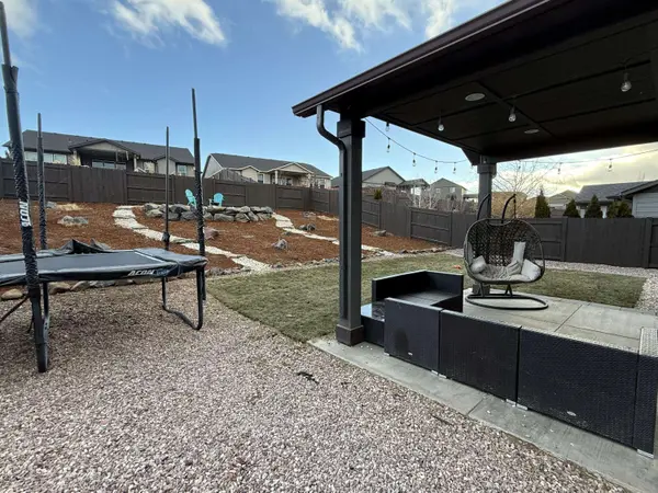4476 Salmon PL, Redmond, OR 97756