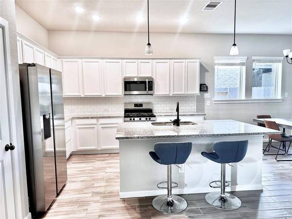 7388 Mount Greylock LOOP, Porter, TX 77365