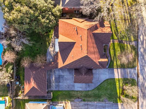 6623 Butler Oaks CT, Spring, TX 77389