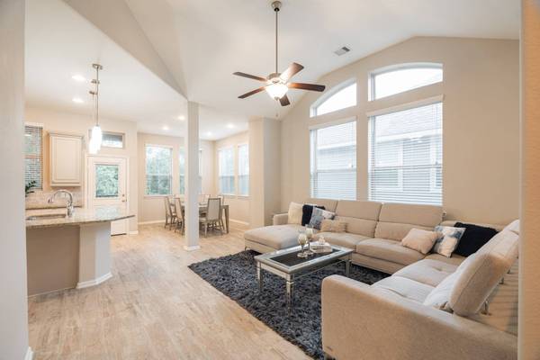 25366 Fallen Acorn CT, Porter, TX 77365