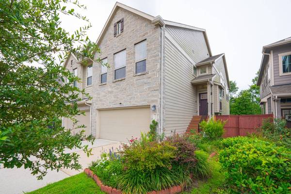 25366 Fallen Acorn CT, Porter, TX 77365