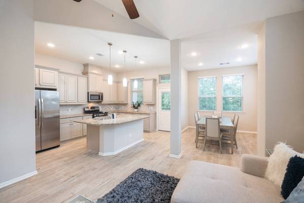 25366 Fallen Acorn CT, Porter, TX 77365