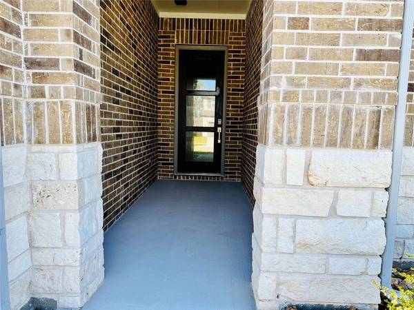13689 Balanced Rock DR, Conroe, TX 77384