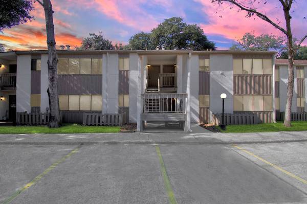 12100 Melville DR #6, Montgomery, TX 77356