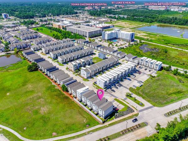 494 S Centro CIR, Shenandoah, TX 77385