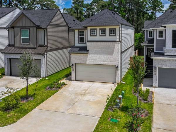 112 Red Cascade CT, Conroe, TX 77318