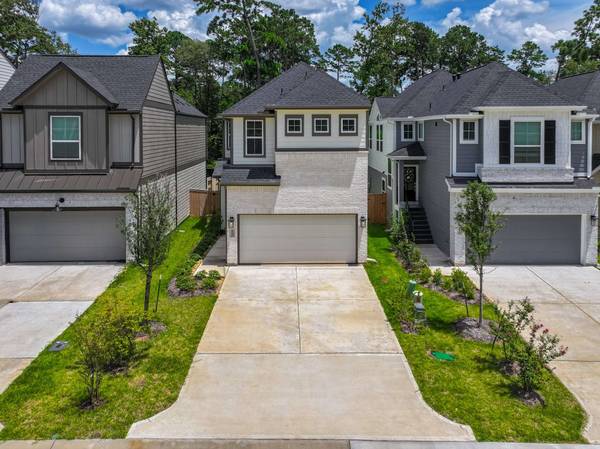 112 Red Cascade CT, Conroe, TX 77318