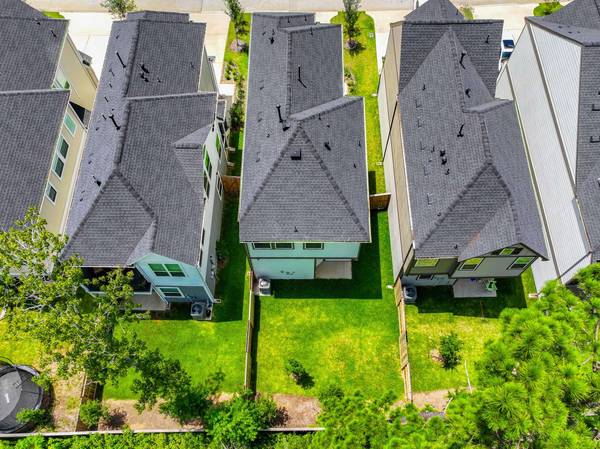 112 Red Cascade CT, Conroe, TX 77318