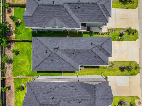 112 Red Cascade CT, Conroe, TX 77318