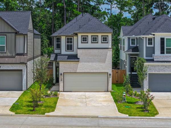 112 Red Cascade CT, Conroe, TX 77318