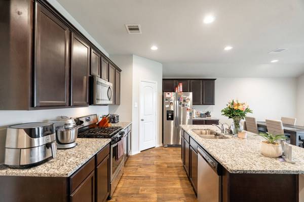 20399 Green Mountain DR, New Caney, TX 77357