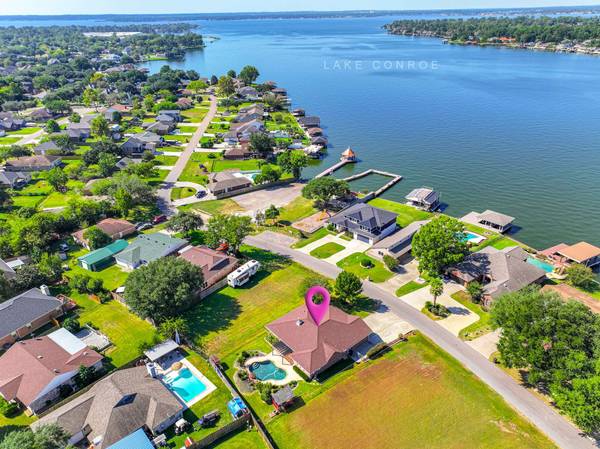 13417 Bunker Hill DR, Willis, TX 77318