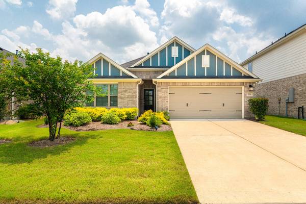 9826 North Goshawk TRL, Conroe, TX 77385