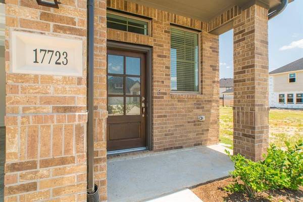 17723 Tree Of Heaven, Conroe, TX 77385