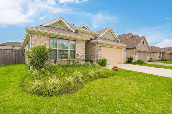 22035 Juniper Crossing DR, New Caney, TX 77357