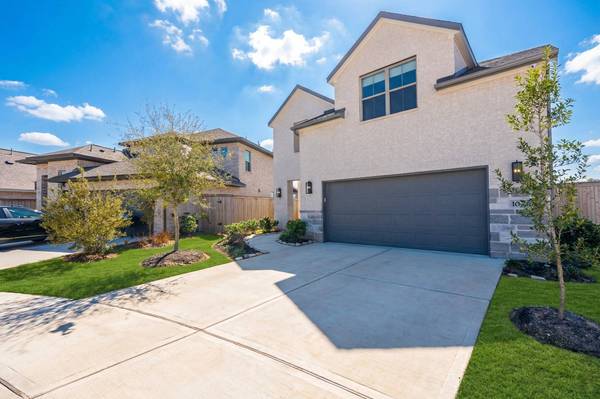 102 Shining Succulent DR, Richmond, TX 77406