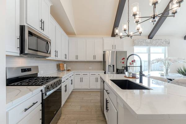 102 Shining Succulent DR, Richmond, TX 77406