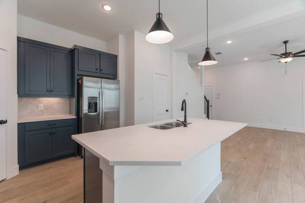 140 Red Cascade CT, Willis, TX 77318