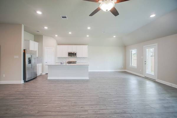 17112 Coneflower PL, Conroe, TX 77385