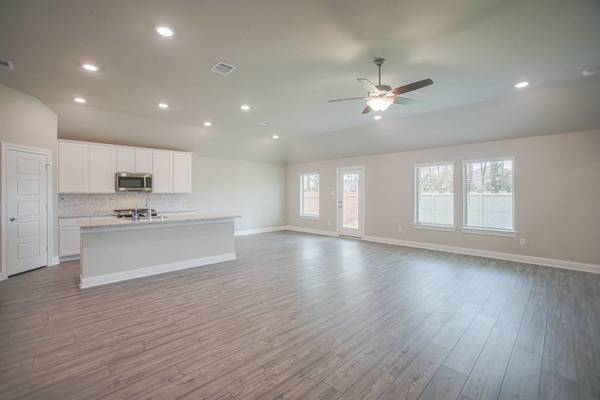 17112 Coneflower PL, Conroe, TX 77385