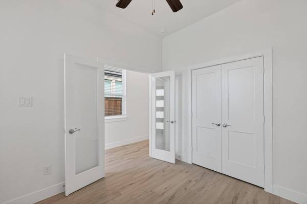 648 Crested Duck CT, Willis, TX 77318
