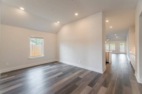 10289 South Goshawk TRL, Conroe, TX 77385