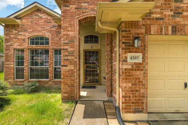 4307 Kleinway DR, Houston, TX 77066