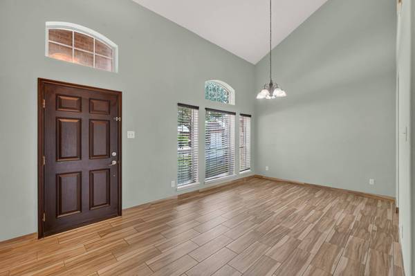 4307 Kleinway DR, Houston, TX 77066