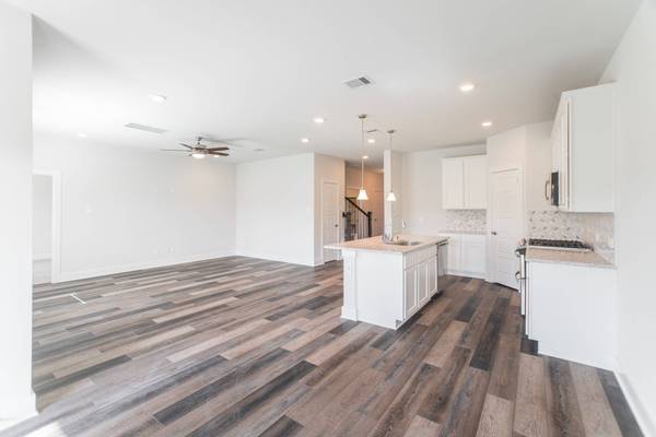 10313 S Goshawk TRL, Conroe, TX 77385