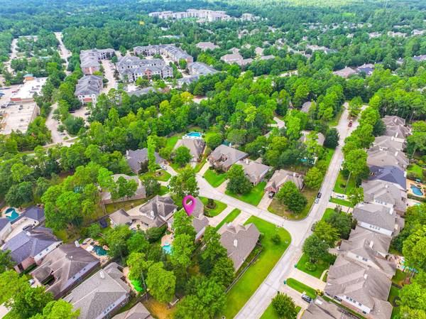 7 Stickley CT, The Woodlands, TX 77382