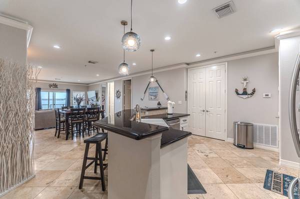 7039 Kingston Cove LN #110, Willis, TX 77318