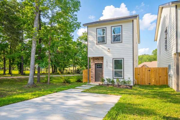 15301 Coaltown RD, Willis, TX 77378